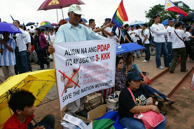 People protesting against corruption